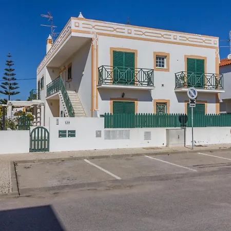 アパート 10t2 By Algarvemanta